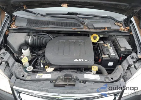 2013 Chrysler Town & Country Touring из США, поврежденный, VIN 2C4RC1BG1DR797577